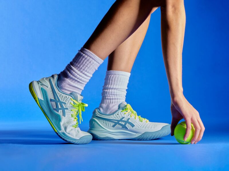 Обои womens tennis shoes, Asics, sneakers, tennis на рабочий стол.